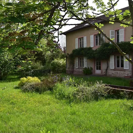 Beautiful Farmhouse In Lusse With Barbecue Hébergement de vacances